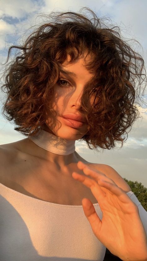 Short Curly Hair Fringe, Short Hair For Curly Hair Natural Curls, Short Curly Hair Perm, Short Curly Perm, French Bob Haircut Curly, Short Haircuts For Curly Hair Natural Curls, 2c Short Hair, Short Hair Cuts Curly, Perm Hairstyles For Women