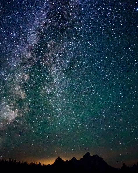 Wyoming Stargazing Itinerary: 5 Days Exploring Clear Night Skies Wyoming Night Sky, Nature, 20s Life, Travel Wyoming, Clear Night Sky, National Park Lodges, Wyoming Travel, True Freedom, Devils Tower