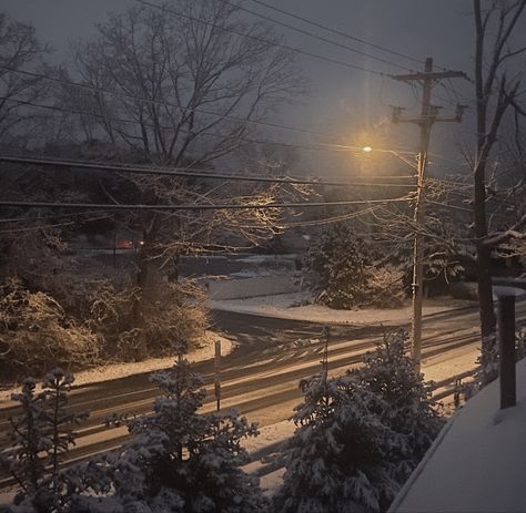 Nature, Bonito, January Athstetic, Winter Neighborhood Aesthetic, Snowy Morning Aesthetic, England Winter Aesthetic, Early Winter Morning Aesthetic, January Core Aesthetic, Cool Winter Aesthetic