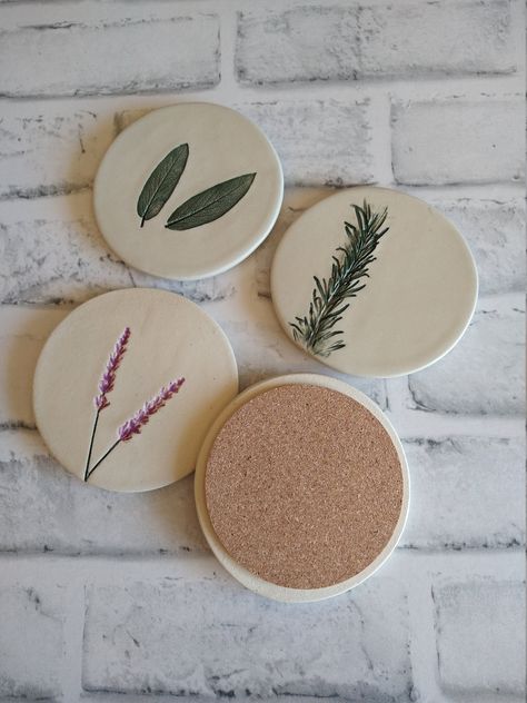 Clay Drink Coasters, Polymer Coasters, Polymer Clay Coasters, Air Dry Clay Coasters, Diy Backdrop Ideas, Clay Coasters, Pottery Coasters, Ideas For Parties, Wine Coaster