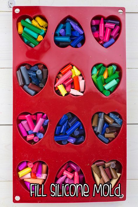 Melted Crayon Heart Valentine, Crayon Diy Crafts, Baking Crayons Into Molds, Broken Crayon Crafts For Kids, Silicone Heart Mold Ideas, Melted Crayon Molds, Molded Crayons, Crayon Ideas, Melted Crayon Heart