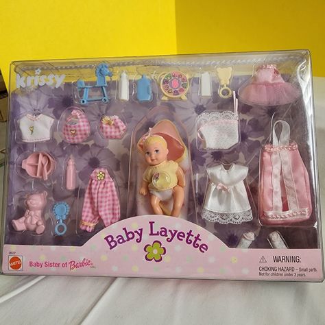 Vintage 1999 Barbie's Baby Sister Krissy Layette Clothes & Accessories Never Removed From Package Or Opened There Are No Missing Pieces. It Was Never Opened. It Is Not In Production Anymore And Would Make A Great Addition To A Barbie Collection. There Are Some Clothes, Blanket, Rattle, Etc. It Is Not For Children Under 3 Years Of Age According To The Package. It Is Being Sold As Is. Barbie Mainan, Vintage Toys 1980s, Barbie 90s, Baby Barbie, Barbie Doll Set, Barbie Sisters, Easy Paper Crafts Diy, Mini Doll House, Baby Doll Accessories