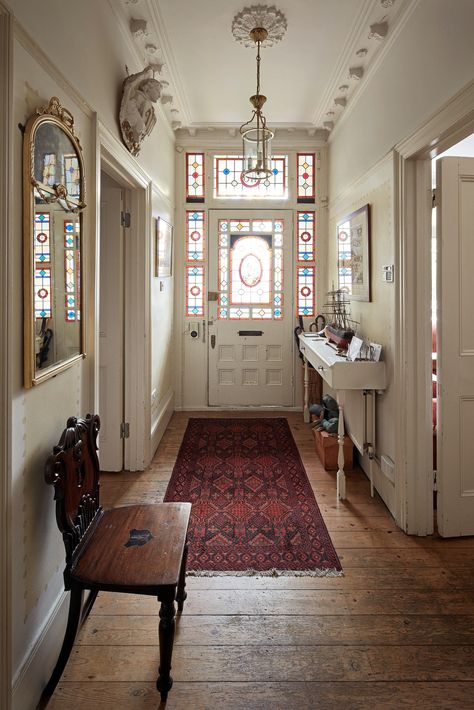 A Victorian Townhouse in Southwest London - A brick home with ornate Victorian-era trim is on the market for - The New York Times Vstupná Hala, Victorian Townhouse, Modern Victorian, Versace Home, Hus Inspiration, Victorian Decor, Loft Design, Bedroom House, Style At Home