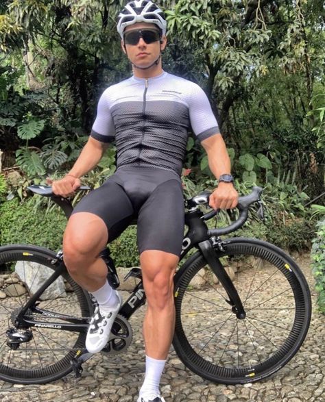 Cycling Lycra, Cycling Attire, Cycling Apparel Men, Cycling Tights, Gym Outfit Men, Mens Leather Clothing, Athletic Supporter, Lycra Men, Mens Cycling