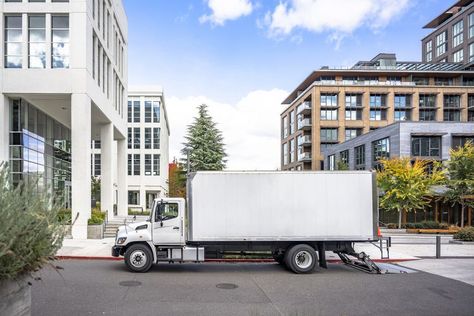 For Cheaper Moving Options, Check Out These 9 Companies Tips For Moving, Moving Van, Van Lines, International Move, Moving Cross Country, Moving Long Distance, Relocation Services, Moving And Storage, Ny City