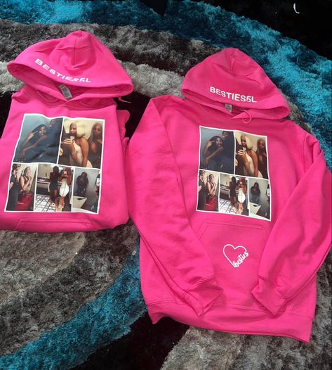 Bestie Hoodies Matching, Bsf Hoodies, Girlfriend And Girlfriend Outfits, Bf Gf Matching Outfits, Couple Hoodies Aesthetic, Football Couples Shirts, Football Hoodies For Girlfriends, Football Girlfriend Outfits, Football Girlfriend Shirts Ideas