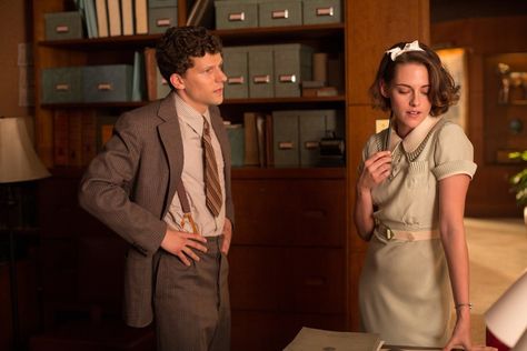 Paramore RK Life: CAFE SOCIETY: NEW Photos of Kristen Stewart and Jesse Eisenberg Film Books, Cafe Society Movie, Bts Cafe, Jesse Eisenberg, Cafe Society, Woody Allen, Vintage Film, More More, Paramore