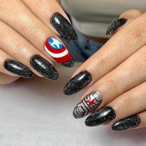 Captain America Nails Designs, Captain America Nail Art, Superhero Nail Designs, Marvel Theme Nails, Bucky Barnes Inspired Nails, Winter Soldier Nail Art, Hulk Nail Art, Marvel Nails Designs The Avengers, Captain Marvel Nails