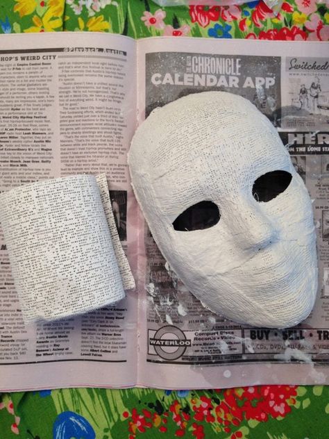 Vintage Halloween Mask, Diy Halloween Masks, Horror Crafts, Cardboard Mask, Skeleton Mask, Creepy Masks, Mascaras Halloween, Paper Mache Mask, Mask Collection