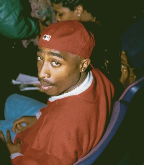 Tupac, Red