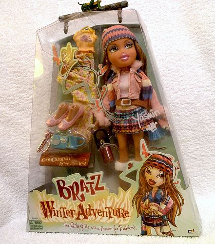 Bratz Winter Adventure Campfire Yasmin Doll Box front Bratz Campfire Yasmin, Bratz Winter, Princess Yasmin, Dc Superhero Girls Dolls, Asthetic Stationery, Bratz Yasmin, Bratz Fashion, Christmas Kisses, Brat Doll