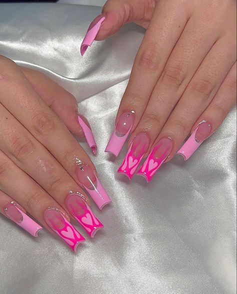 Designed French Tip Acrylic Nails, Acrylic Nail With Designs, Pink Nails Acrylic Coffin Design, Hot Pink Acrylic Nails Coffin Short, Simple Hot Pink Nail Designs, Pink Fire Nails Designs, Unique Acrylic Nails Pink, Pink Baddie Nail Designs, French Tip Design Ideas