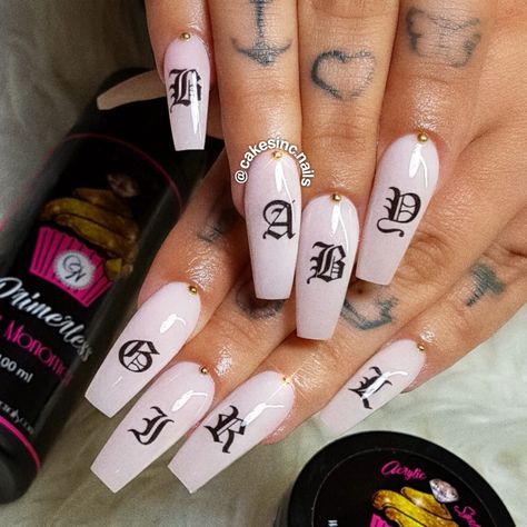 Old English Alphabet, Tattoo Schrift, Halloween Acrylic Nails, Nails Now, Blue Acrylic Nails, Grunge Nails, Fall Acrylic Nails, Aycrlic Nails, English Alphabet