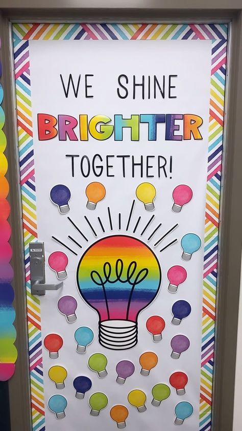 We Shine Brighter Together, Class Door Decorations, Easy Bulletin Boards, Crafts For Kids Paper, School Board Decoration, School Door Decorations, Preschool Bulletin, Preschool Classroom Decor, Preschool Bulletin Boards