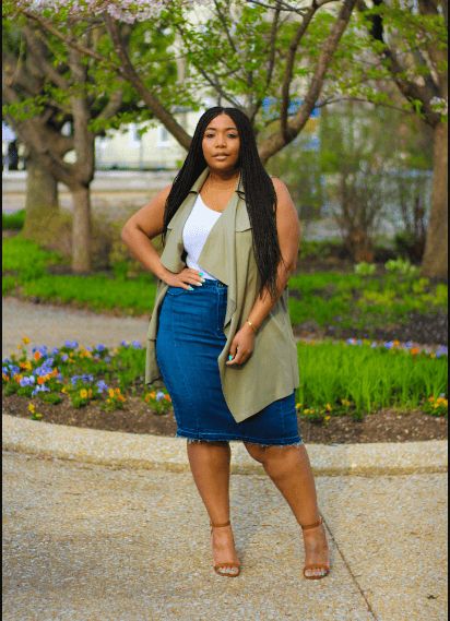 Denim-Skirt-Outfit-for-Fall-362x500 18 Best Denim Skirts Outfits for Plus Size Women 2018 Dirndl, Denim Skirt Outfit Plus Size Summer, Plus Denim Skirt Outfit, Plus Size Summer Skirt Outfits, Plus Size Pencil Skirt Outfit Casual, Jeans Skirt Outfit Plus Size, Denim Skirt Outfits Plus Size, Denim Skirt Plus Size Outfits, Plus Size Jean Skirt Outfits