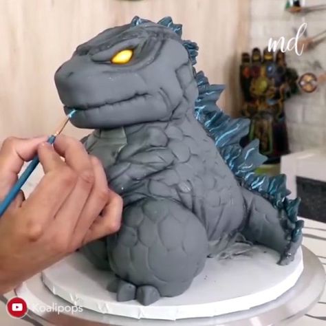 Godzilla Birthday Party Cake, Godzilla Cake Ideas, Godzilla Cakes, Monsters Birthday Cake, Godzilla Birthday Cake, 3d Dinosaur Cake, Godzilla Cake, Epic Cakes, Cake Sculpting