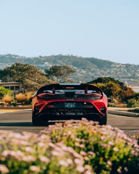 #McLaren #750S #RedExotic Source : @ogaracoach Mclaren 750s, Red