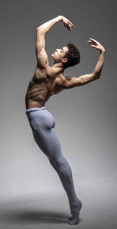 Male Dancers Photography, Tumblr, Dance Photography Poses Men, Black Male Dancer, Men In Ballet, Men Dance Poses, Body Poses Male, Male Contortionist, Human Poses Reference Male