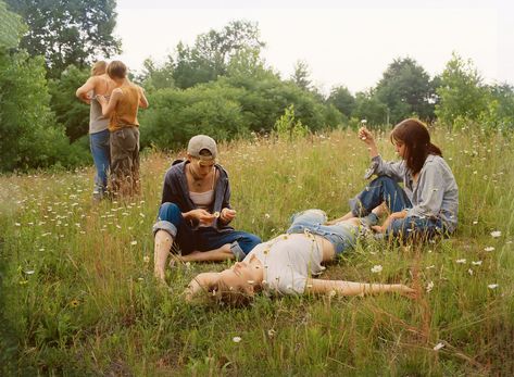 Coming Of Age, Justine Kurland, Teenage Rebellion, Green Revolution, Daisy Chain, Teenage Dream, Book Girl, What’s Going On, New People