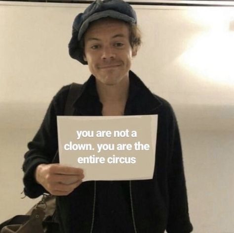 One Direction Pictures, Harry Styles Memes, Response Memes, Harry Styles Funny, One Direction Photos, One Direction Humor, One Direction Memes, Harry Styles Photos, Mr Style