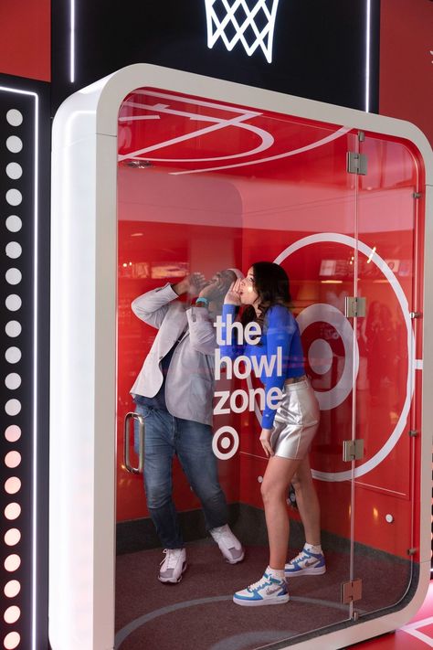 Target x Timberwolves - The Howl Zone - Experiential Activation in Minneapolis, MN | The Vendry Interactive Booth Design, Interactive Booth Ideas, Activation Games, Interactive Booth, Booth Games, Booth Activation, Brand Activation Ideas, Experiential Marketing Events, Game Booth