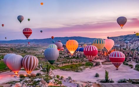 Pamukkale, Crazy Bucket List, Balon Cu Aer Cald, Turkey Tour, Photo Tag, Museum Hotel, Cappadocia Turkey, Hot Air Balloon Rides, Air Balloon Rides