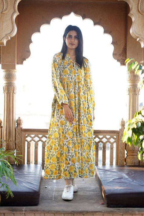 Long Midi Dress Indian, Long Cotton Frocks For Women, Cotton Maxi Dress Indian, Block Print Dress Indian, Cotton Long Dresses, Long Gown Indian, Maxi Dress Indian, Indian Cotton Dress, Fashion Trends Outfits