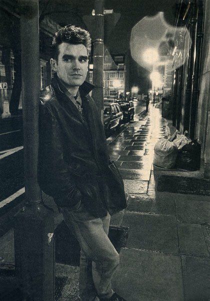 London Bus, Tumblr, The Smiths Morrissey, Rainy Street, Johnny Marr, Amazing Person, French Magazine, The Smiths, Charming Man