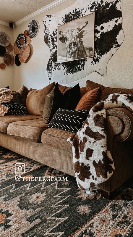 Western Living Room Decor, Western Living Room, Western Bedroom Decor, Western Rooms, Ranch House Decor, Western Bedroom, Casa Country, Western Home Decor, Country House Decor