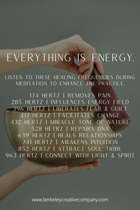 Tenk Positivt, Chakra Healing Meditation, Healing Relationships, Solfeggio Frequencies, Body Mind And Soul, Everything Is Energy, Les Chakras, Energy Healing Reiki, Energy Healing Spirituality
