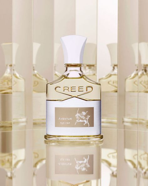 Creed Aventus For Her, Aventus For Her, Creed Fragrance, Creed Perfume, Perfume Good Girl, Perfume Versace, Cologne Scents, Creed Aventus, Perfume Reviews