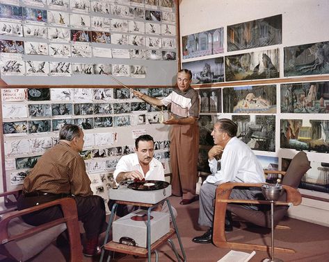 Movie Producer, Future Board, American Movie, Magical Pictures, Walter Elias Disney, Disney Imagineering, Looney Tunes Cartoons, Disney Artists, Disney Things