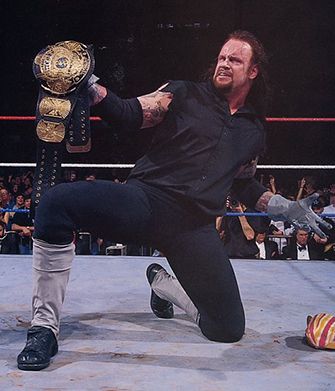 the undertaker in the 90's | macho man randy savage wm 8 always thought these were Undertaker Wwf, Kane Wwe, Wwe Undertaker, Undertaker Wwe, The Undertaker, World Heavyweight Championship, Professional Wrestlers, Lucha Underground, Wwe Legends