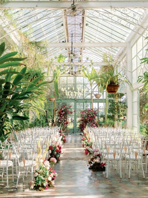 Wedding In Conservatory, Breathtaking Wedding Venues, Greenhouse Ceremony Wedding, Wedding Venues Flower Garden, Beautiful Venues Wedding, Glasshouse Wedding Ceremony, Wedding Venues Conservatory, Green House Venue Wedding, Botanical Greenhouse Wedding