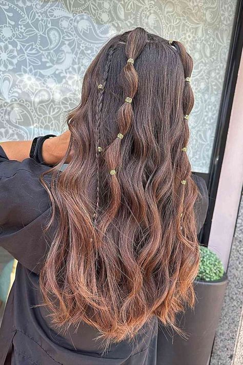 Different Long Hair with Multiple Small Bubble Ponytails Boho Straight Hair Hairstyles, Curl Hairstyles For Long Hair Wedding, Hairstyle For Sweet 16, Easy Hairstyles For Thick Long Hair, Half Up Half Down Bubble Braid, Simple Down Hairstyles, Cute Hairstyles Straight Hair, Cute Shoulder Length Hairstyles, Cute Hairstyles Easy