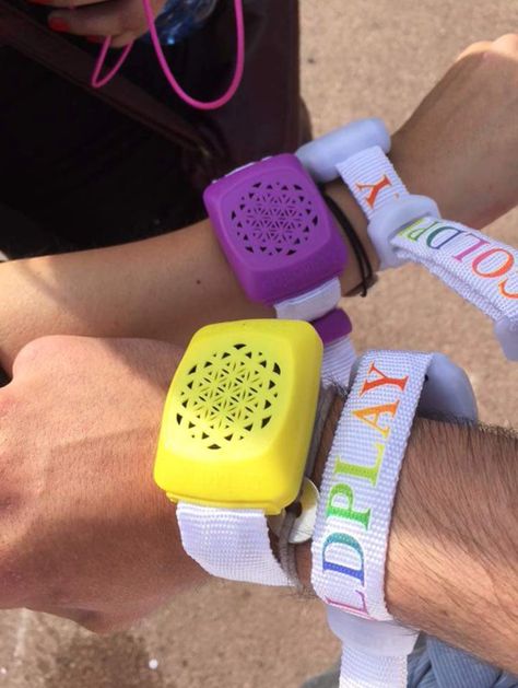 Amazing experiences with Audio-Playback light-up wristbands, now on tour with Coldplay, are available from XylobandsUSA! Coldplay, Coldplay Nails, Coldplay Show, Coldplay Band, Amazing Experiences, Coldplay Concert, Festival Aesthetic, Chris Martin, Brooklyn Nine Nine