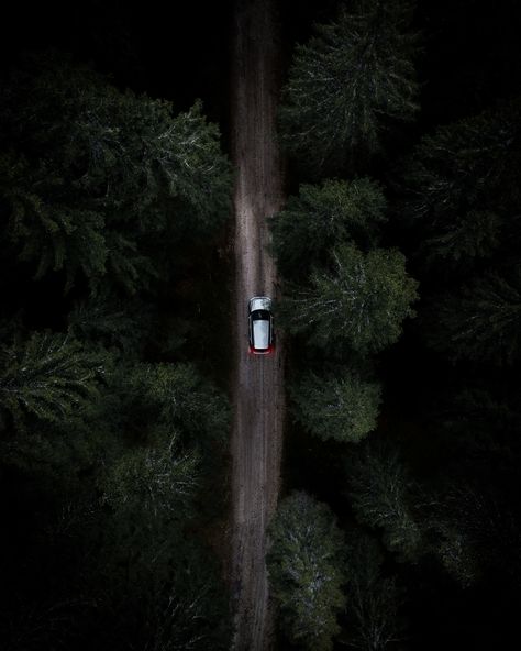 Top down shot of a car on a forest road #drone #topdown #forest #woods #road #moody #photography #dji #car #suv Moody Photography, Dji Phantom 4, Car Suv, Forest Road, Dark Paradise, Car Images, Tree Free, Black Car, Adobe Photoshop Lightroom