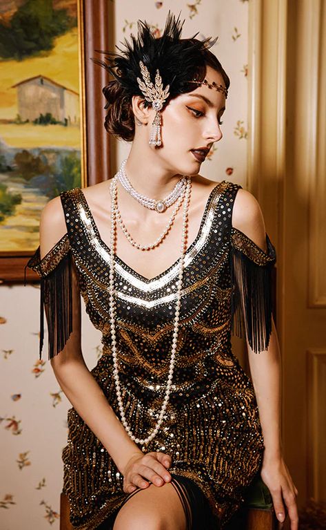 20’s Jewelry, Pearl Necklace 1920s, 1920s Accessories Jewelry, Flapper Costume Ideas, 1920s Fashion Party, Great Gatsby Outfit, Roaring 20s Jewelry, 20s Jewelry, Great Gatsby Accessories