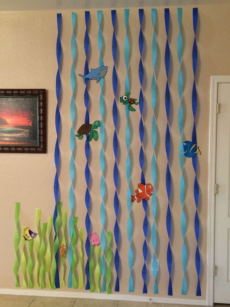 Nemo Party Decorations Diy, Finding Nemo Office Decor, Finding Nemo Party Decorations Diy, Finding Nemo Halloween Decorations, Finding Nemo Diy Decorations, Finding Nemo Classroom Decorations, Nemo Birthday Party Food, Diy Finding Nemo Decorations, Diy Nemo Decorations