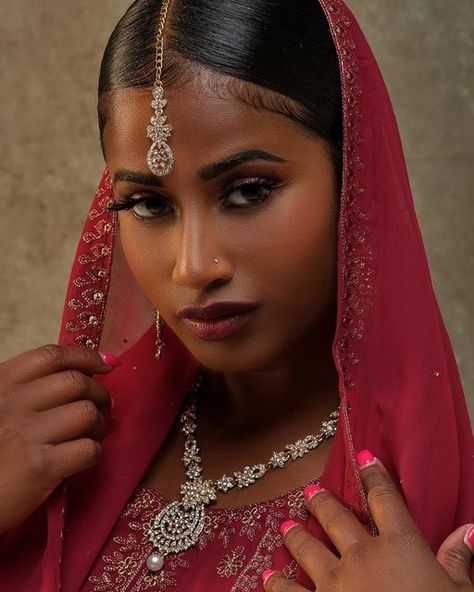 CURLS | COMEDY | MODEL | ART on Instagram: "1/3 Mommy, this one is for you. 🇮🇳 Shoot with @loba_lens >>> Book her Now 😻 @brittany_wolfpack 💄Make up by ME . . . . . . . . #indian #indianapolis #blindian #beautiful #beauty #indianwedding #indymodel #explore" Dark Skinned Indian Women, Blindian Wedding, African Beautiful Women, Dark Indian Women, Indian Women Hairstyles, Indian Woman Art, Ethiopian Hair, Black Indian Women, Ethiopian Women