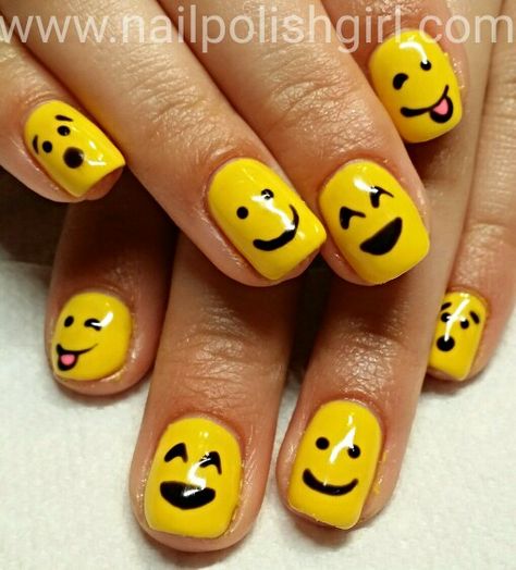 Emoji Nails! Nail Art Emojis, Emoji Nails Design, Nail Emoji, Emoji Nail Art, Emoji Nails, Base Coat Nail Polish, Iphone Wallpaper Classy, Nude Nail Designs, Daisy Nails