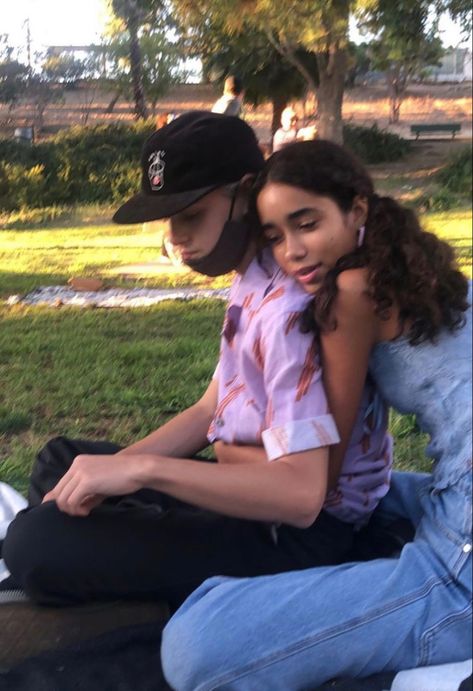 Jaeden Martell, Swirl Couples, Interacial Couples, Bwwm Couples, I Do Love You, Interracial Relationships, Interracial Love, The Love Club, Actor Picture