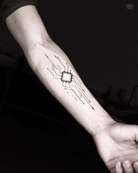 New York-based turkish tattoo artist Okan Uckun creates some of the most beautiful geometric tattoos you’ll ever seen. He uses simple and clean lines, symmetry, geometric shapes, dots and minimalism to create is wonderful art. More on the blog. Cyberpunk Forearm Tattoo, Graphic Line Tattoo, Minimal Tattoo Forearm, Geometric Astronomy Tattoo, Binary Tattoo Ideas, Small Cyberpunk Tattoo, Male Geometric Tattoo, Minimal Tattoo Geometric, Path Tattoo Ideas