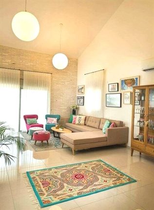 Indian Living Rooms No Curtains Boho Dining Room Decor, Living Room Decor Indian, Indian Living Room, Boho Dining Room, Indian Room Decor, Colourful Living Room Decor, Ideas Baby Shower, Colourful Living Room, Small Living Room Decor