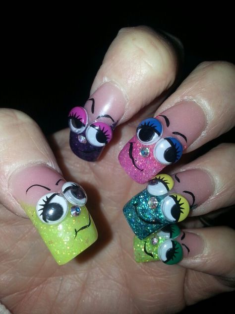 My funny face nails Short Spring Nails, Spring Nails Inspo, Spongebob Nails, Spring Nails Gel, Dark Spring, Spring Nails Ideas, Bad Nails, Crazy Nail Designs, Nails Dark