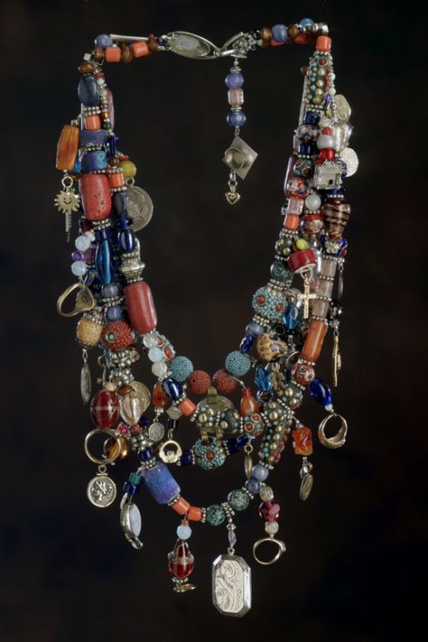 This is the personal treasure necklace of Mary Ellen Merrigan of… Diy Necklace Designs, Treasure Necklace, Vintage Jewelry Ideas, Junk Jewelry, Fiber Artist, Assemblage Jewelry, Jewelery Making, Hippie Necklace, Textile Jewelry