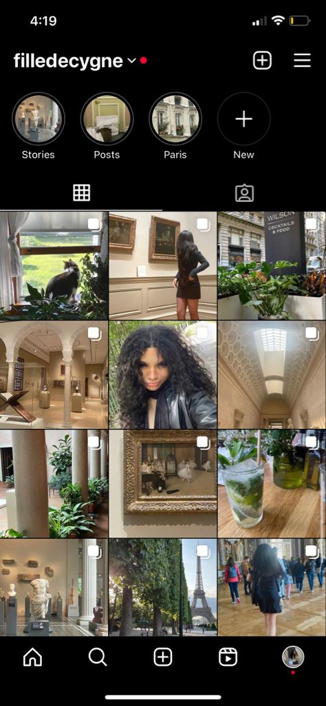 green neutral clean instagream feed aesthetic clean girl plant vanilla girl paris feed photo inspiration latina curly hair instagram layout ideas Vanilla Girl Instagram Feed, It Girl Instagram Feed, Clean Feed Instagram, Green Ig Feed, Clean Girl Instagram Feed, That Girl Instagram Feed, Instagram Green Aesthetic, Green Instagram Theme, Green Instagram Feed