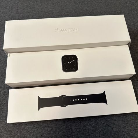 Apple Watch Series 5 Space Grey Aluminum 44mm Battery Health 85% Used Condition (Wear On Case As Shown In Photos) Screen In Mint Condition Always Had A Protector On It. Never Repaired Or Replaced Band Is Sealed/Unopened In The Box Comes With Cord, Plug And All Original Packaging Packaging, Apple Watch Series 5, Apple Watch Series, Mint Condition, Apple Watch, Repair, Mint, Screen, Band