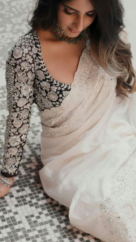 Same Saree And Blouse Design, Bridal Sari Blouse Designs, Latest Saree Styles 2023, Blouses For White Saree, White Long Sleeve Blouse For Saree, Simple Saree Heavy Blouse, Simple Saree With Heavy Blouse, Stiff Saree Blouse Designs, White Sari Blouse Designs