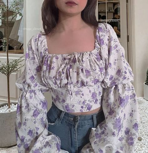 ♡LILAC Milkmaid Top♡ Available in all sizes! Customisable sizes. 🌸⚘️#Fairycore #softcore #cottagecore #milkmaid Trendy Fashion Tops Long, Cottagecore Tops, Purple Top Outfit, Cottagecore Aesthetic Clothes, Confident Outfit, Lavender Outfit, Milkmaid Top, Magic Clothes, Cottagecore Outfit